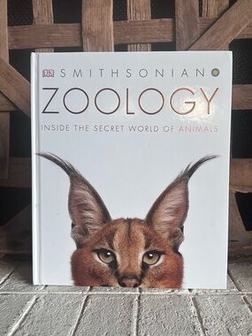 Zoology: Inside the Secret World of Animals (DK Secret World Encyclopedias)